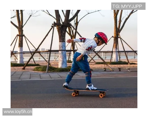 武汉滑板队包夹现象解析与滑板文化的深度探讨