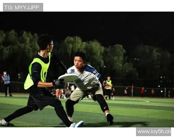 武汉飞盘队中路突破分析:优劣势及战术调整探讨 武汉飞盘队中路突破分析:优劣势及战术调整探讨