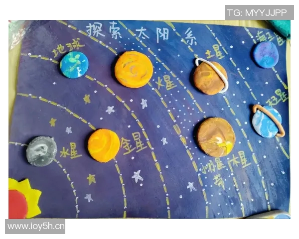 以太阳为中心的宇宙探索：揭示星系演化与行星运动的奥秘